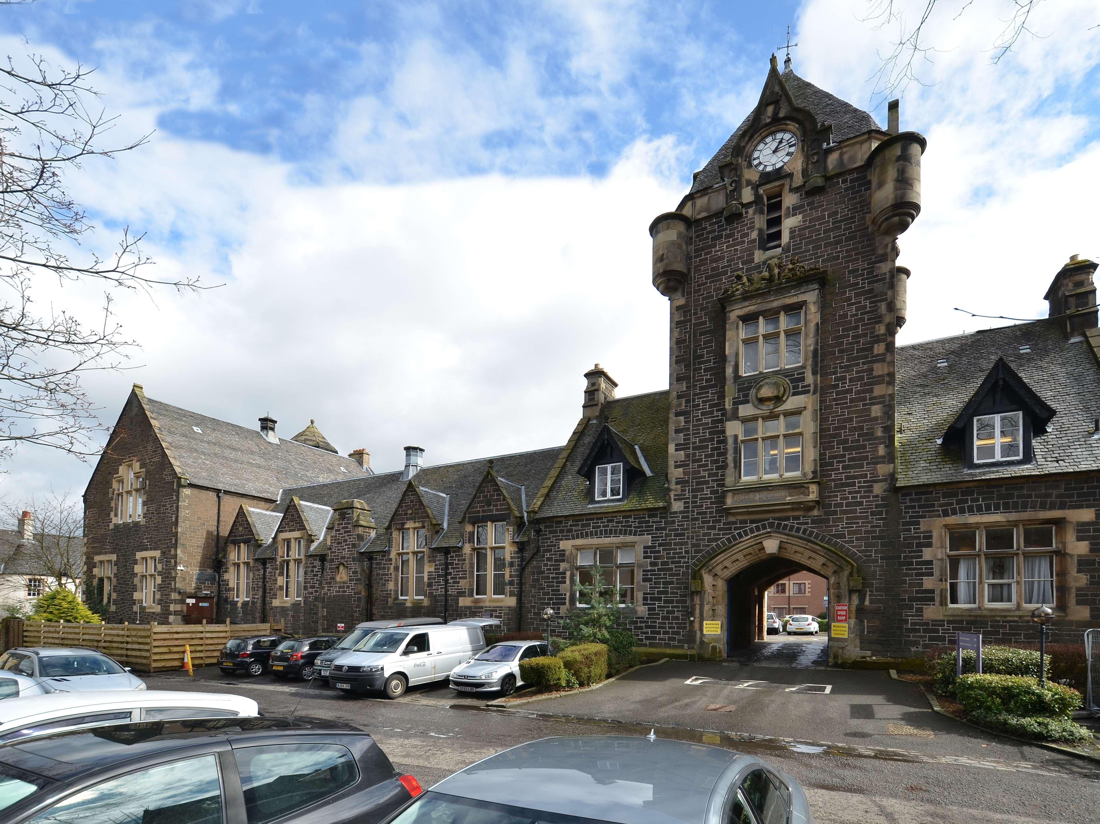 Stirling Highland Hotel- Part Of The Cairn Collection Exterior foto